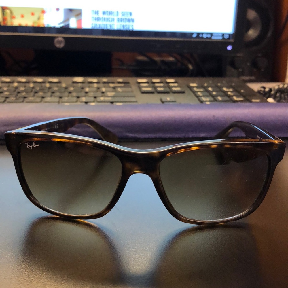 Ray-Bans sunglasses